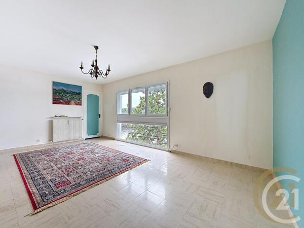 Appartement T4 à vendre  4 pièces - 77,26 m2 DEVILLE LES ROUEN - 76