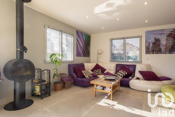 Maison 7 pièces de 160 m² à Sévrier (74320)