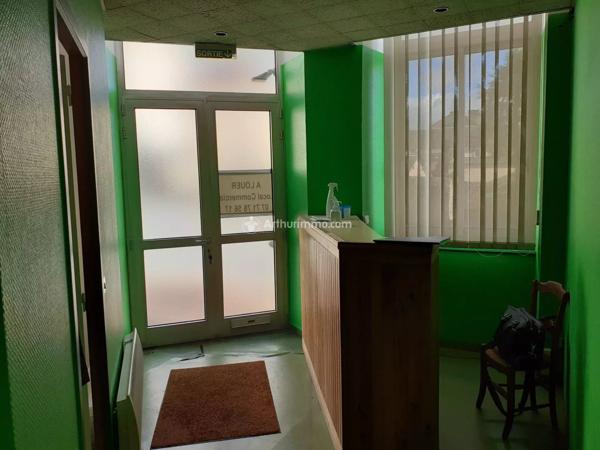 Vente Local commercial 4 pièces 57 m2 à Domfront en Poiraie