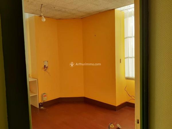 Vente Local commercial 4 pièces 57 m2 à Domfront en Poiraie