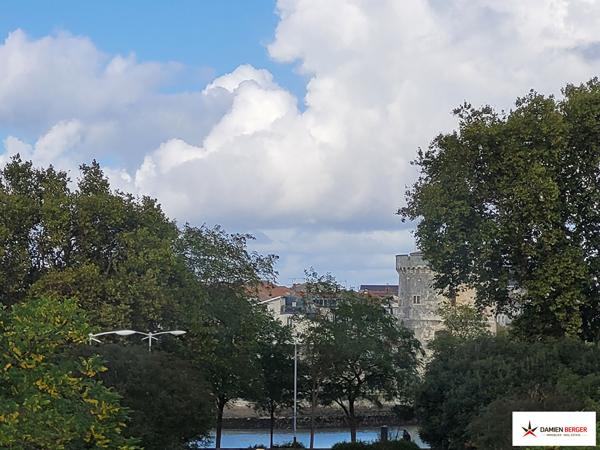La ville en bois, grand appartement T2. La rochelle
