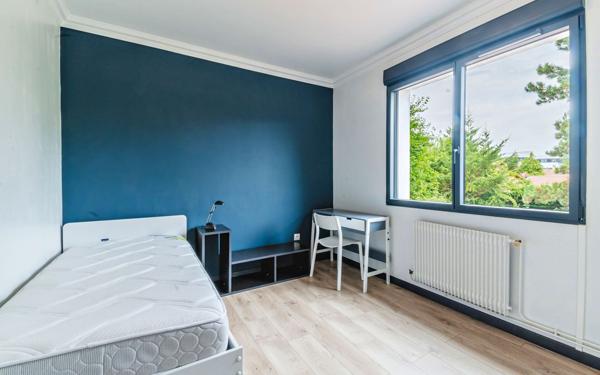 Maison à vendre    8 pièces • 160 m2 Champagne-au-Mont-d'Or