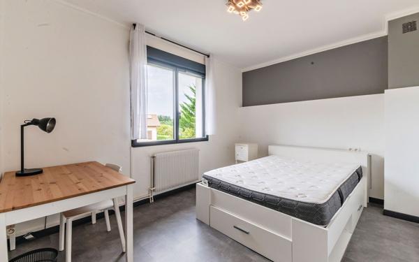 Maison à vendre    8 pièces • 160 m2 Champagne-au-Mont-d'Or