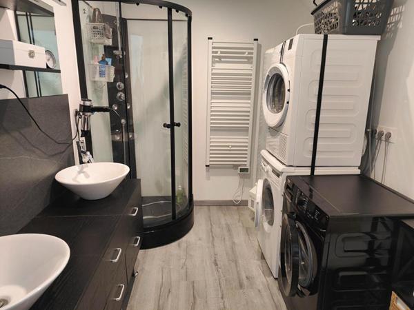 Propriété de 2 Maisons à Jaleyrac 15200