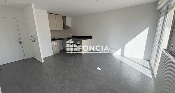 Location Appartement 2 pièces 45.03 m² - Décines-charpieu 69150