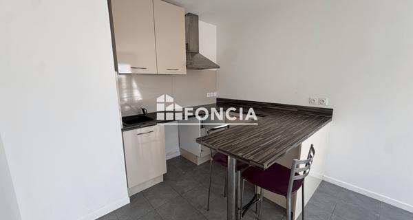 Location Appartement 2 pièces 45.03 m² - Décines-charpieu 69150