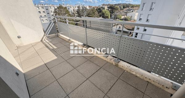 Location Appartement 2 pièces 45.03 m² - Décines-charpieu 69150