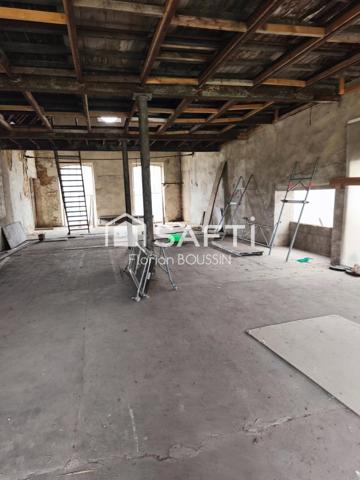 Entrepôt, box stockage Salle polyvalente, Appartements...