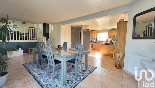 Maison à vendre 6 pièces 134 m² Saint-Aubin-d'Aubigné