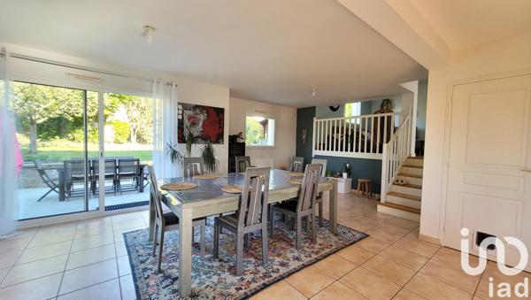 Maison à vendre 6 pièces 134 m² Saint-Aubin-d'Aubigné