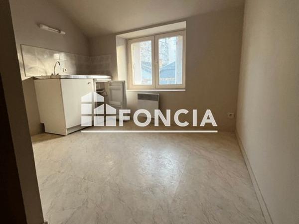 Location Appartement 2 pièces 24.75 m² - 10 RUE MICHEL VIELLE Sable Sur Sarthe 72300