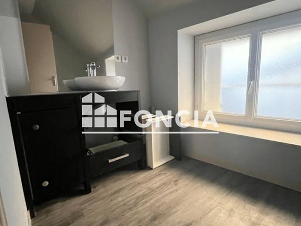 Location Appartement 2 pièces 24.75 m² - 10 RUE MICHEL VIELLE Sable Sur Sarthe 72300