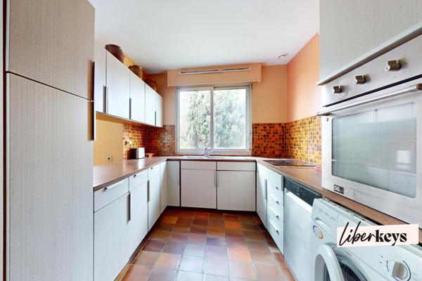 Maison T6 – 162 m² – Terrain 2 800 m² – Calme – Toulouse Saint-Simon