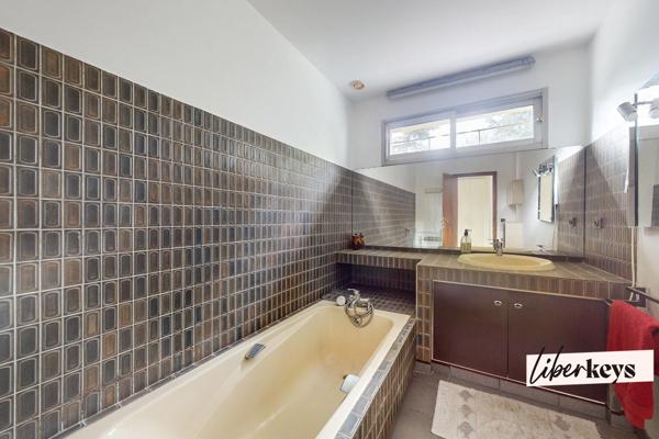 Maison T6 – 162 m² – Terrain 2 800 m² – Calme – Toulouse Saint-Simon