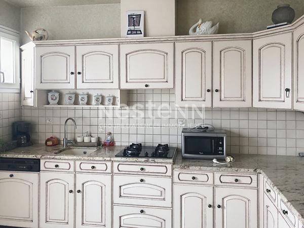 Belle maison de 110 m2 environ avec terrain plat et garage dans Centre Montfaucon