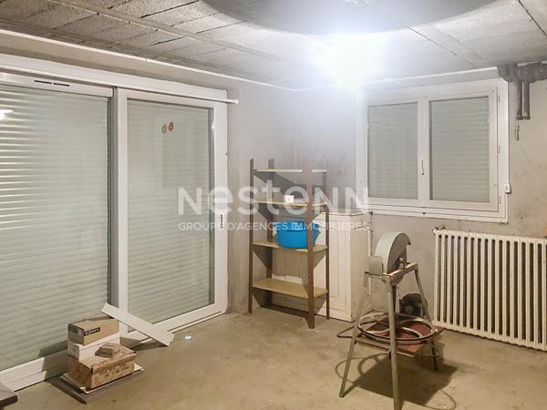 Belle maison de 110 m2 environ avec terrain plat et garage dans Centre Montfaucon