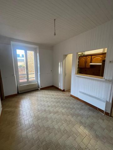 Appartement 3 pièces 43 m²  corbeil-Essonnes.