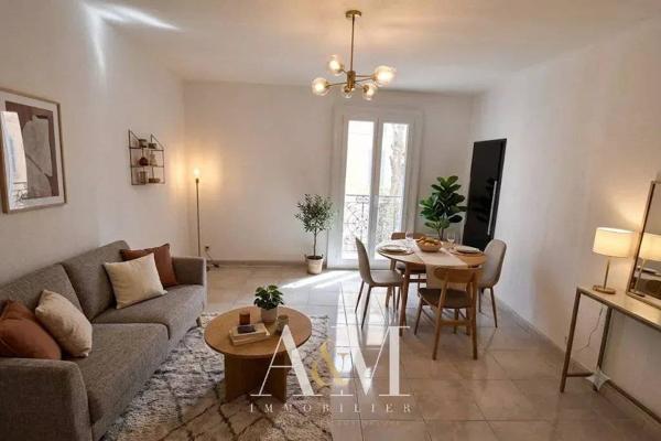 T2 60 m² avec 1 remise de 40 m² et cour