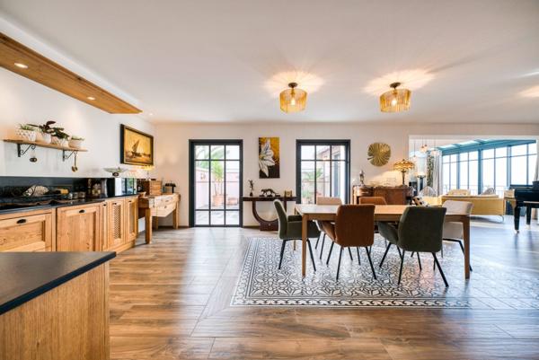 Maison d’exception avec vue mer – Prestations haut de gamme