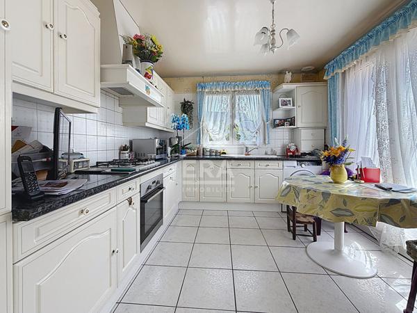 Maison Etampes 5 pièce(s) 135 m2