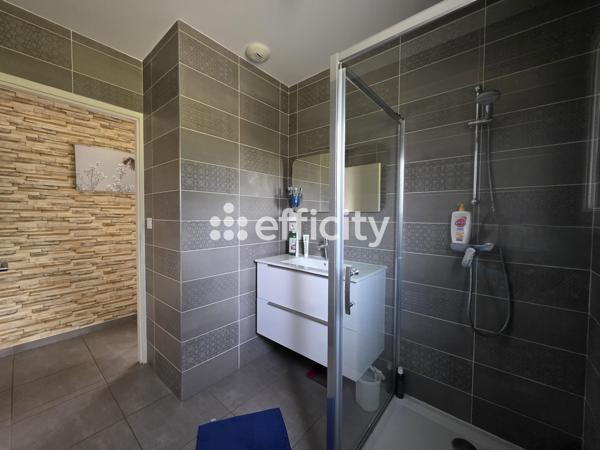 Maison 5 pièces - 182 m²