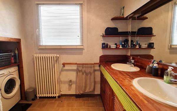 Appartement à vendre    5 pièces • 166,02 m2 Quimperlé