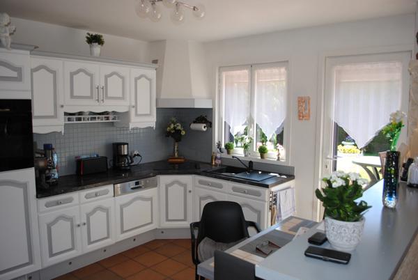 Maison individuelle en semi plain pied sur 876m2