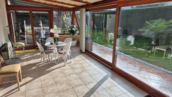 Maison individuelle en semi plain pied sur 876m2