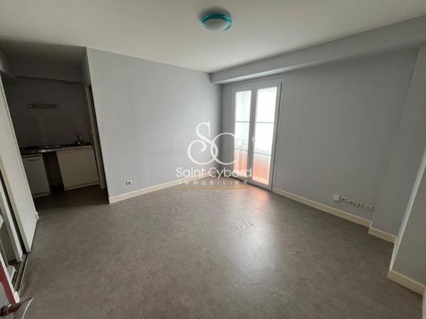 Appartement Angouleme 1 pièce(s) 20.11 m2