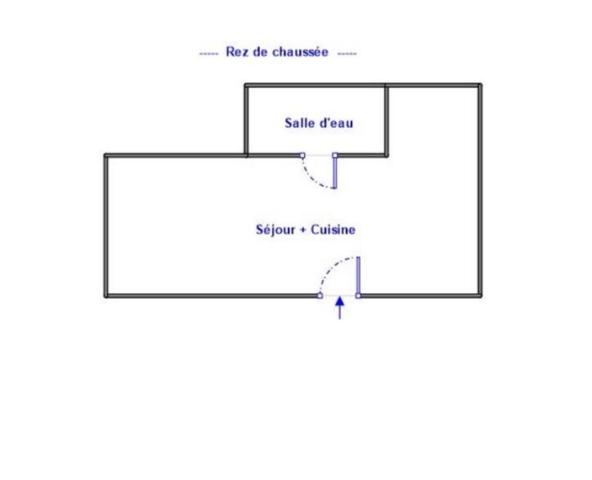 Appartement rénové rez de jardin,  de 23,2 m2 avec parking