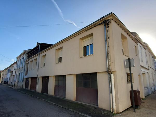 Exclusivité, Marmande coeur de ville, habitation de 82.94m² avec 3 garages.