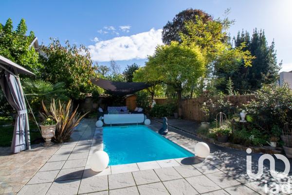 Maison à vendre 10 pièces 208 m² Nemours