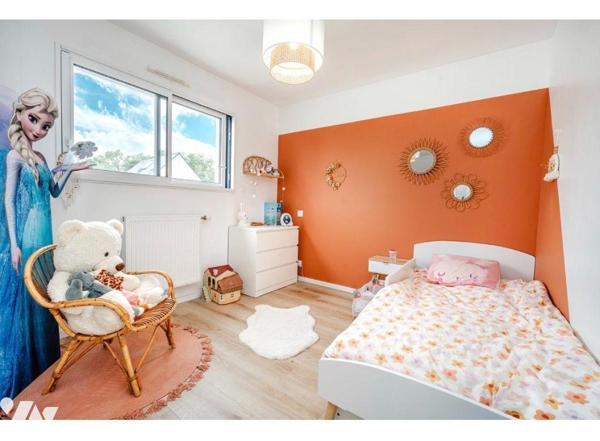Maison a Vendre à BRIEC, en Finistère Sud (29), Quartier Résidentiel, Maison Contemporaine de 2...