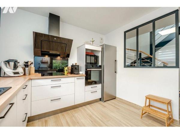 Maison a Vendre à BRIEC, en Finistère Sud (29), Quartier Résidentiel, Maison Contemporaine de 2...