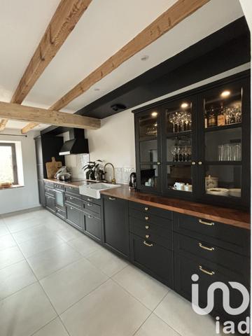 Maison 5 pièces de 280 m² à Lagrave (81150)