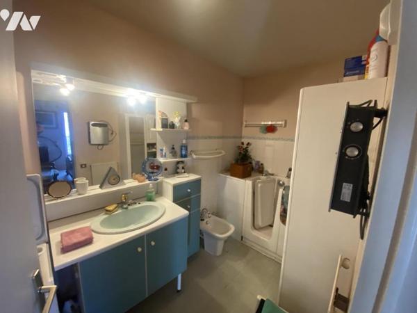 Appartement T2 climatisé, balcon, box fermé en sus possible