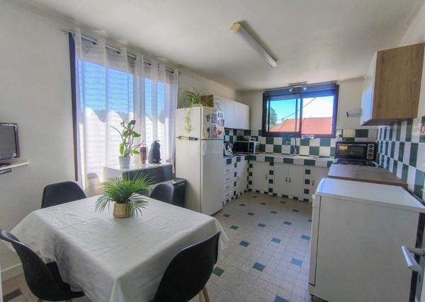 Maison 5 pièces sur sous sol total