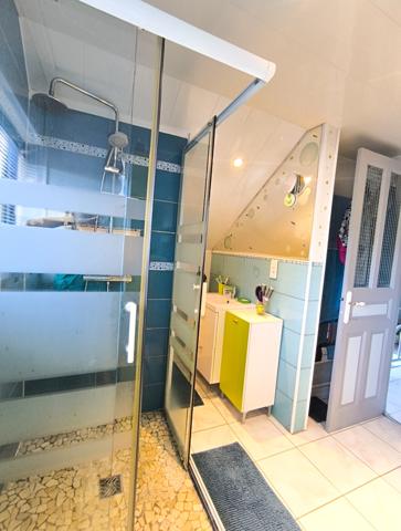 Maison 5 pièces sur sous sol total