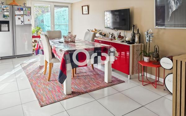 Maison à vendre    5 pièces •  Fosses