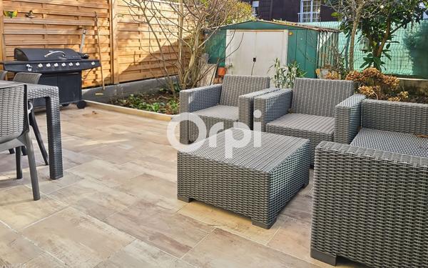 Maison à vendre    5 pièces •  Fosses