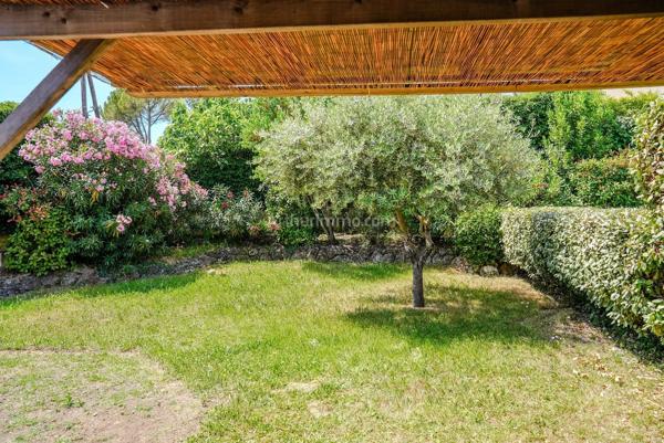 Vente                                                      Villa
                        
                     5 pièces                      107 m2                     à Draguignan