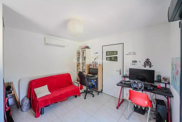 Vente                                                      Villa
                        
                     5 pièces                      107 m2                     à Draguignan