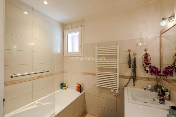Vente                                                      Villa
                        
                     5 pièces                      107 m2                     à Draguignan