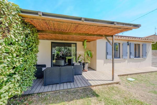 Vente                                                      Villa
                        
                     5 pièces                      107 m2                     à Draguignan