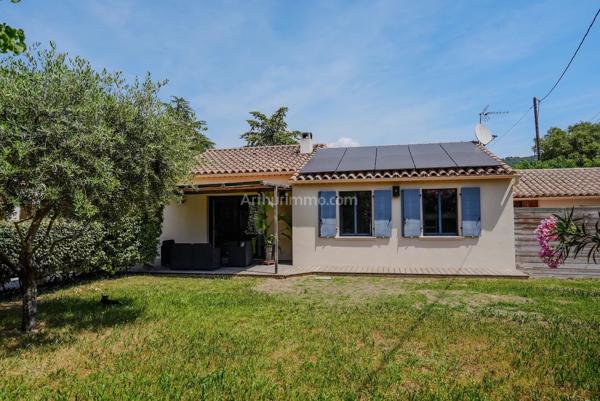 Vente                                                      Villa
                        
                     5 pièces                      107 m2                     à Draguignan