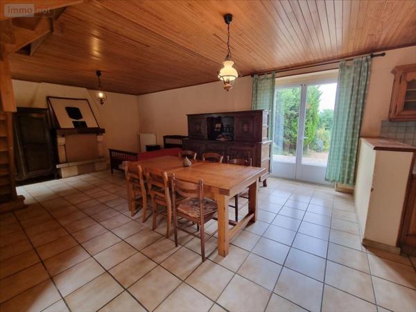 Maison à vendre à Callac dans les Côtes-d'Armor (22160), ref : 29066-1068140