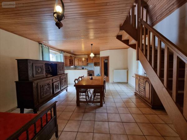 Maison à vendre à Callac dans les Côtes-d'Armor (22160), ref : 29066-1068140