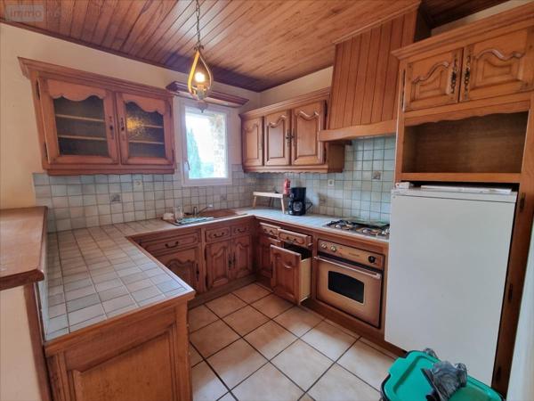 Maison à vendre à Callac dans les Côtes-d'Armor (22160), ref : 29066-1068140