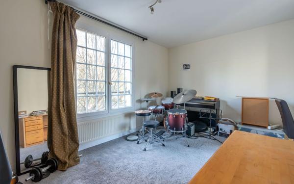 Maison à vendre    6 pièces • 170,46 m2 Nogent-sur-Marne