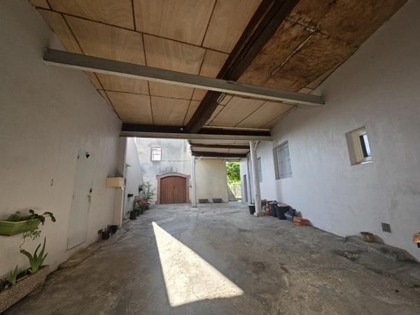 Immeuble 171 359 € Saint-Gaudens 154 m² DPE E